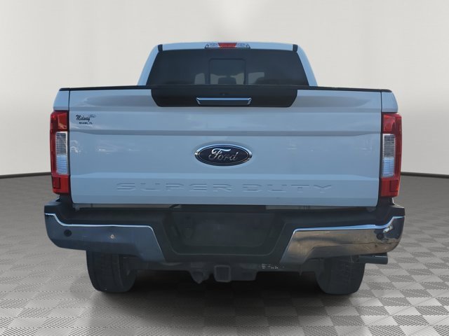 Certified 2019 Ford F250 XLT w/ XLT Premium Package image 3