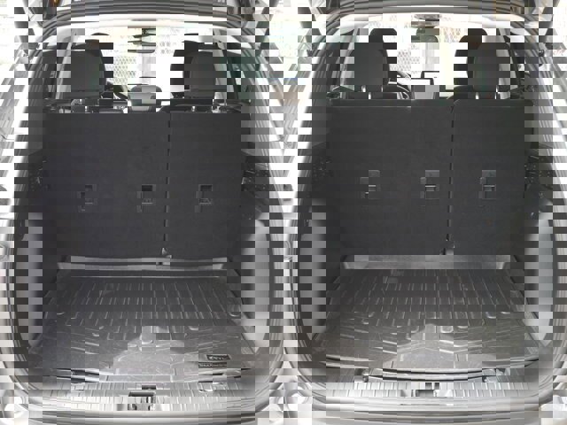 Certified 2022 Ford Escape SE w/ SE Sport Appearance Package image 23