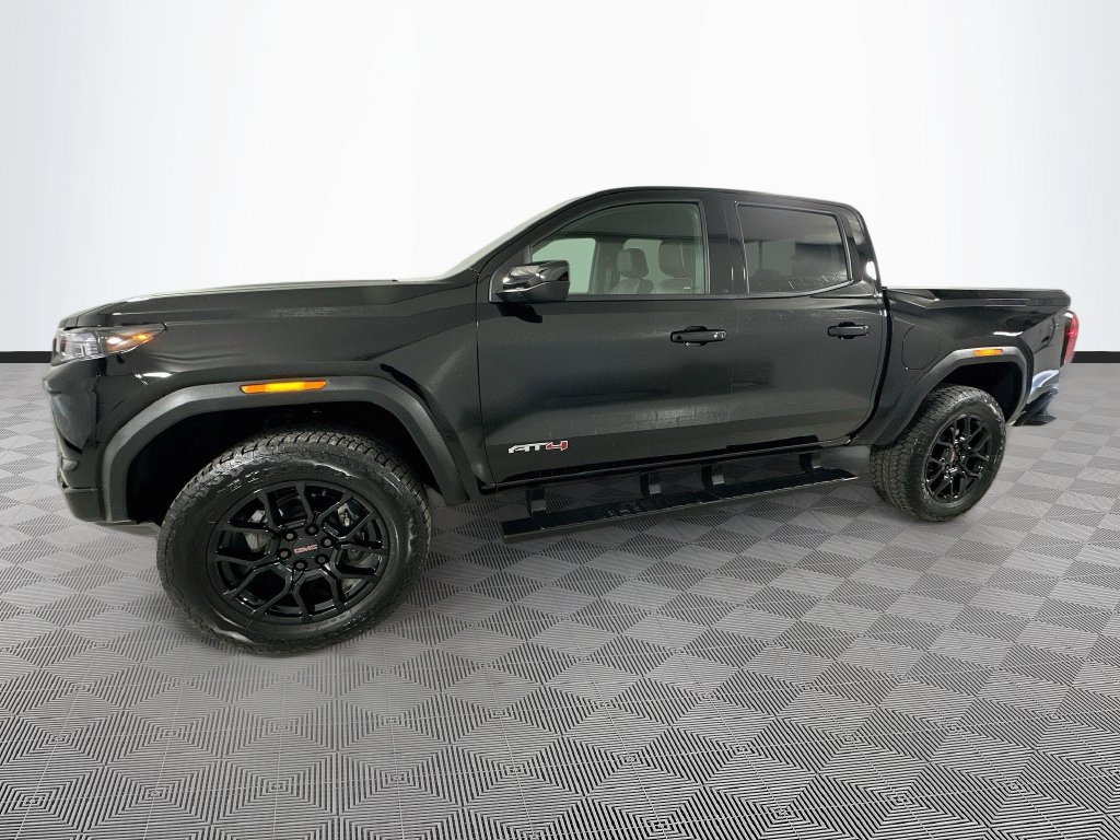 Used 2026 GMC Canyon AT4 w/ AT4 Premium Package AWD/4WD image 6