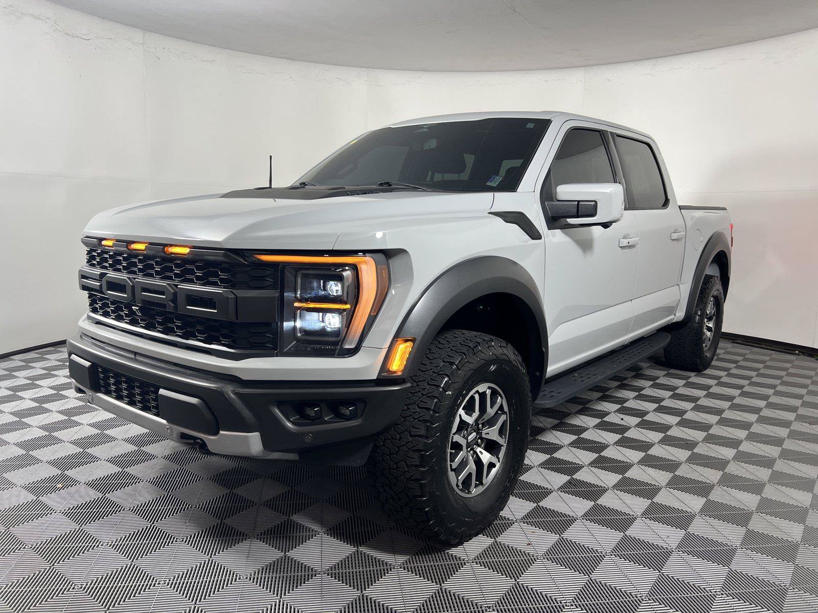 Certified 2023 Ford F150 Raptor AWD/4WD image 3
