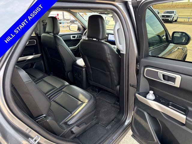 Certified 2023 Ford Explorer XLT w/ Equipment Group 202A AWD/4WD image 14