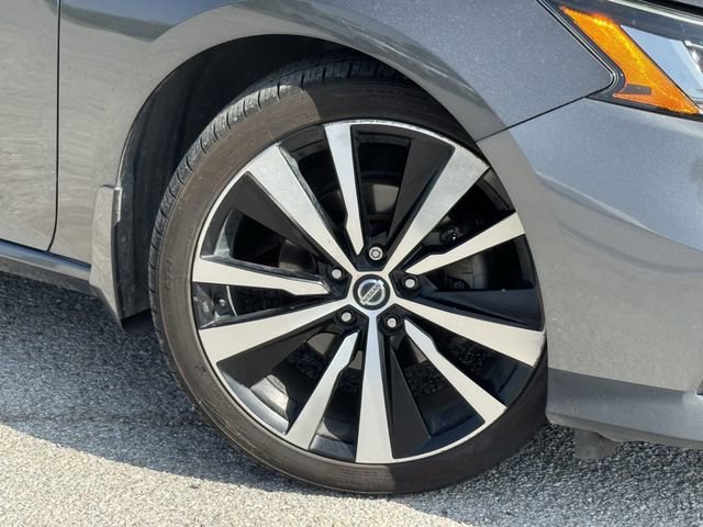 Used 2019 Nissan Altima 2.5 SR w/ SR Premium Package FWD image 31