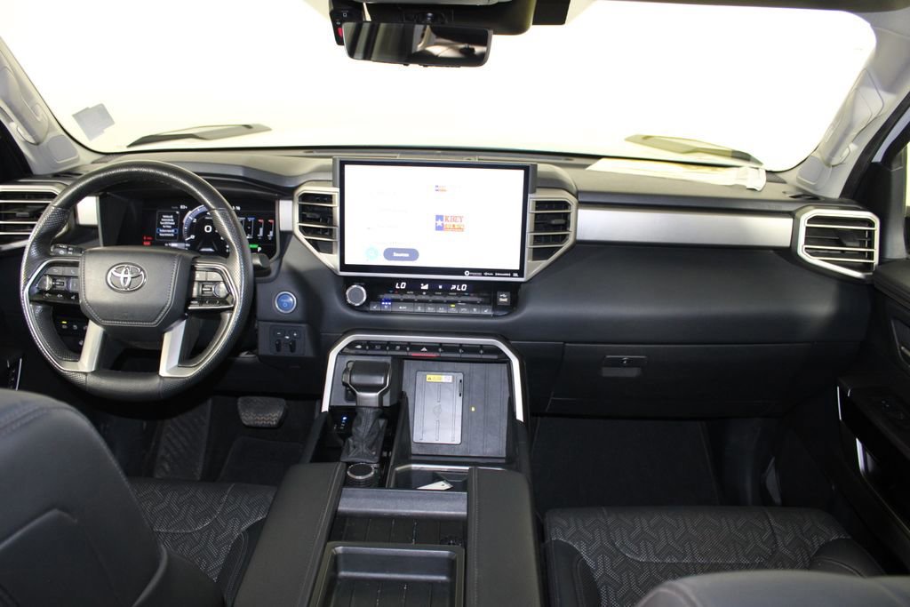 Used 2023 Toyota Tundra Limited image 13