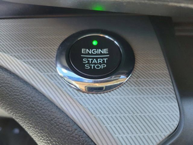 Certified 2020 Ford Explorer XLT w/ Equipment Group 202A image 31