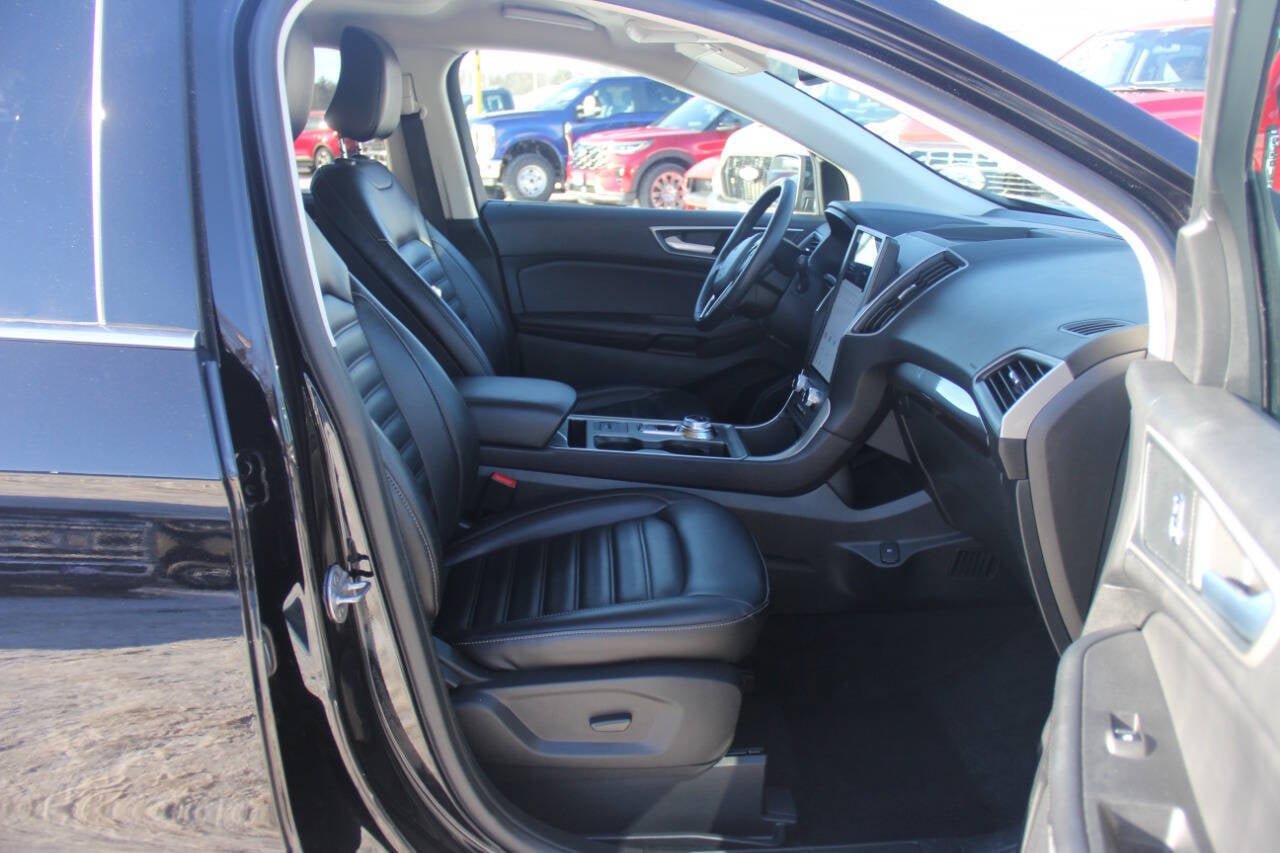 Certified 2024 Ford Edge SEL AWD/4WD image 25