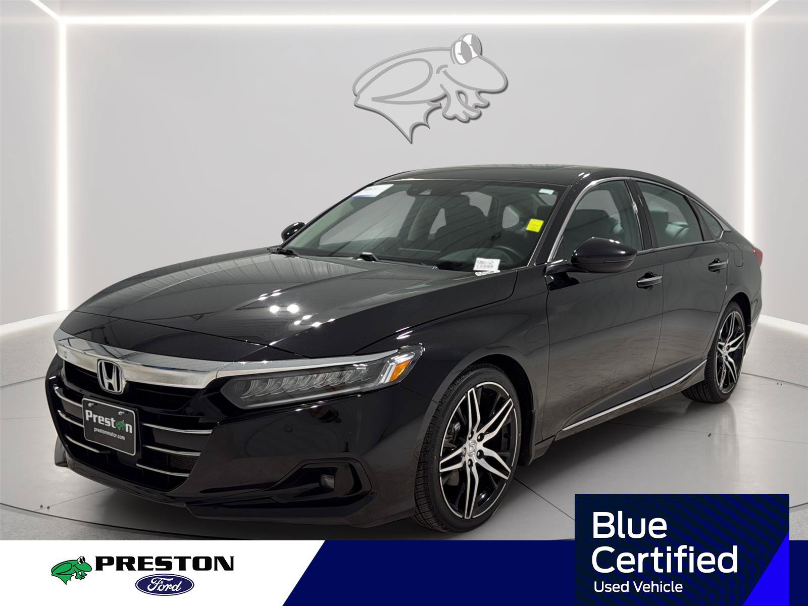 Used 2021 Honda Accord Touring video 1