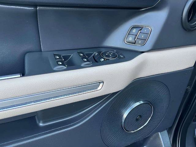Certified 2024 Ford Expedition Limited AWD/4WD image 19