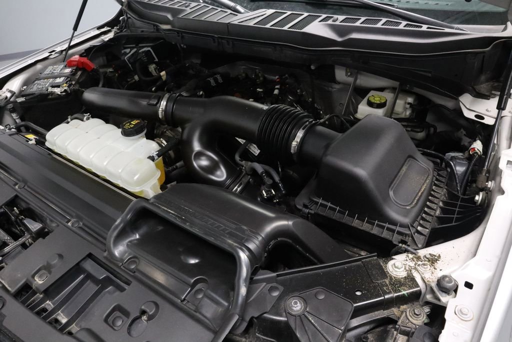 Certified 2025 Ford F150 XLT w/ Equipment Group 301A Standard image 14