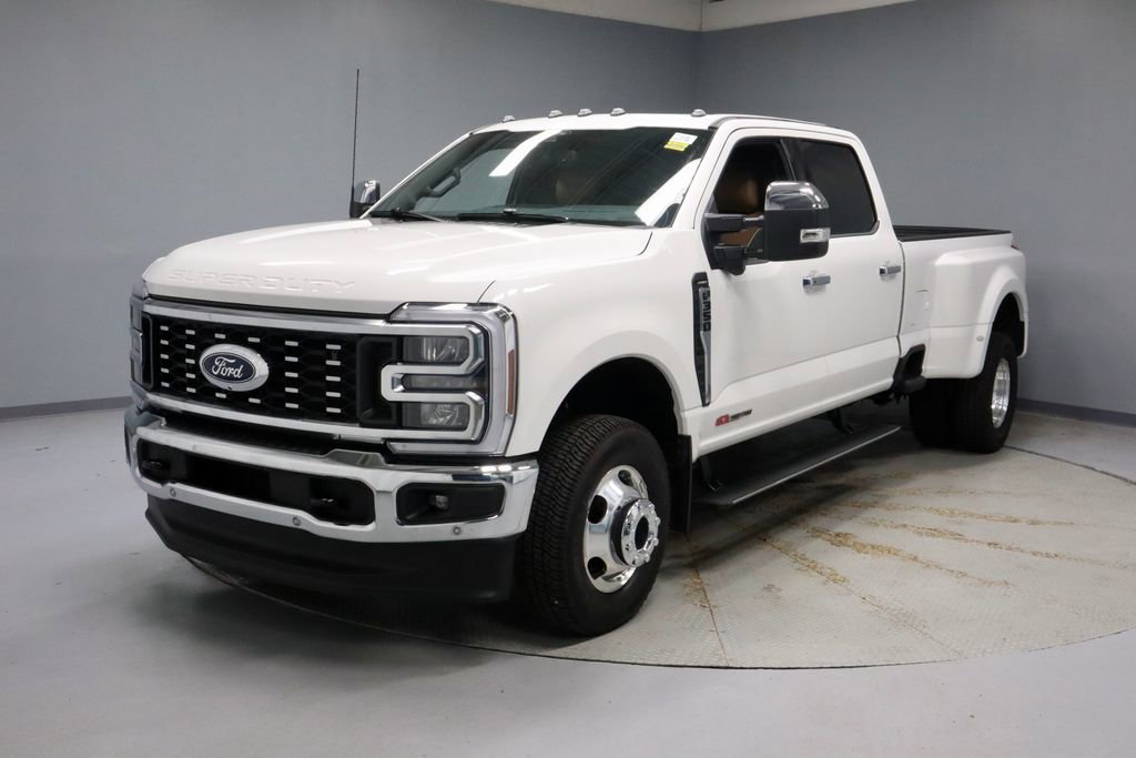 Certified 2025 Ford F350 Lariat w/ Lariat Ultimate Package AWD/4WD image 8