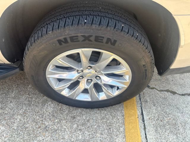 Used 2021 Chevrolet Tahoe Premier RWD image 11