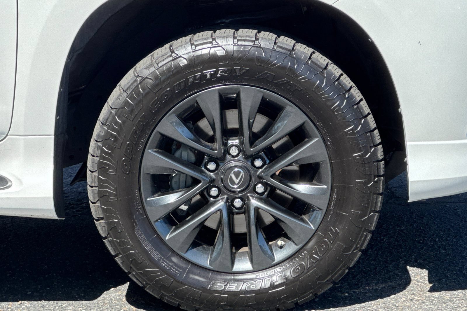 Used 2021 Lexus GX 460 Premium w/ Premium Package AWD/4WD image 27