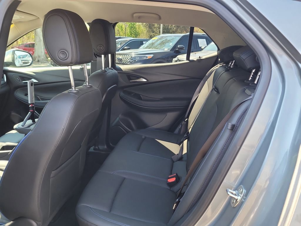 Used 2025 Buick Encore GX Sport Touring w/ Comfort Package image 11