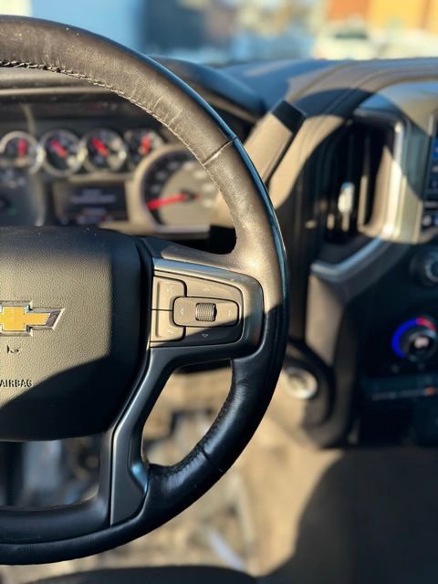 Used 2020 Chevrolet Silverado 1500 LT w/ All-Star Edition image 19