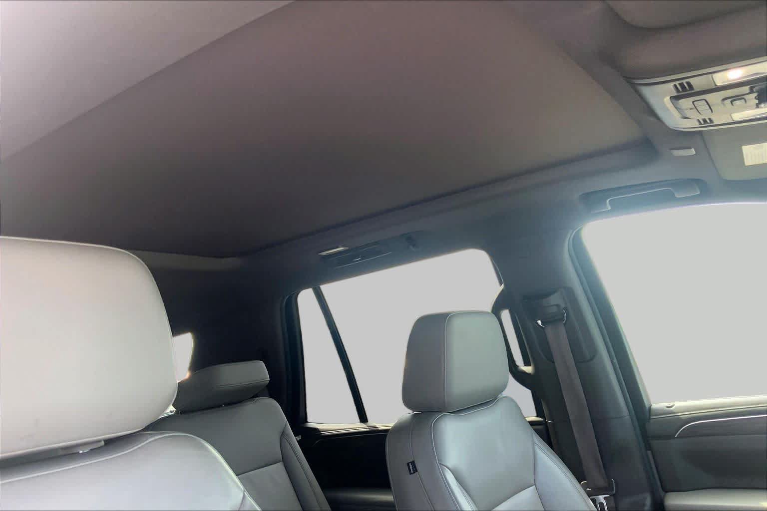 Used 2021 Chevrolet Tahoe LT w/ LT Signature Package RWD image 14