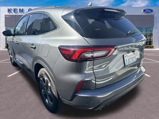Certified 2023 Ford Escape ST-Line w/ Equipment Group 301A FWD image 5