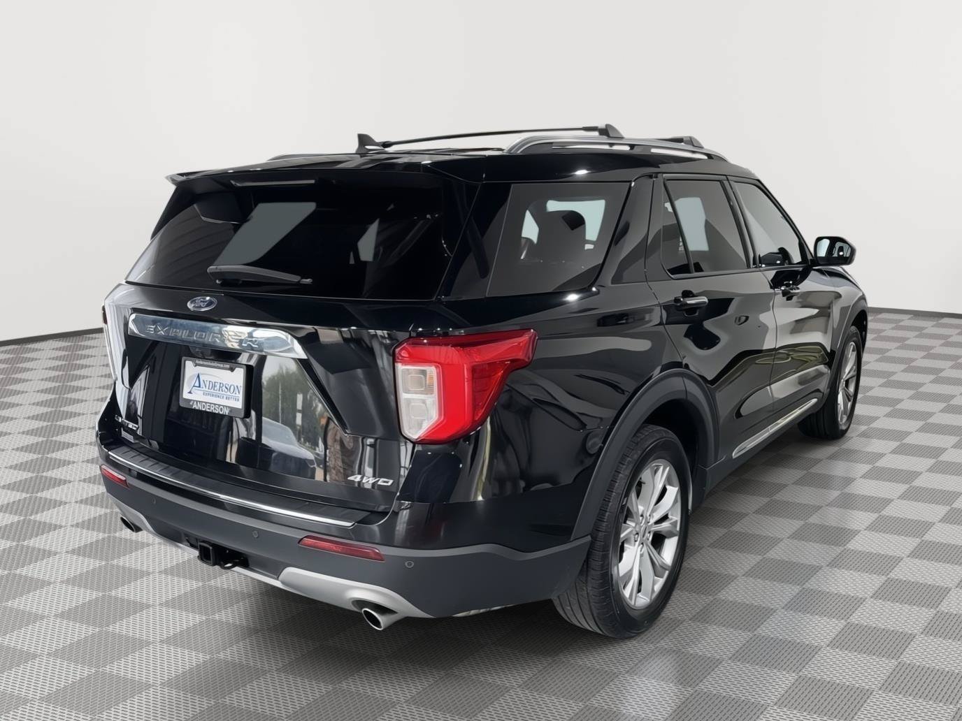 Certified 2022 Ford Explorer Limited w/ Equipment Group 301A AWD/4WD image 7
