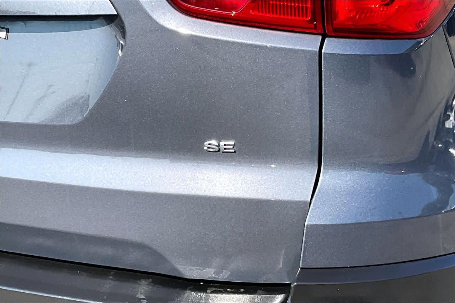 Certified 2021 Ford EcoSport SE FWD image 28