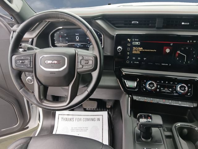 Used 2024 GMC Sierra 1500 AT4 w/ Technology Package AWD/4WD image 10