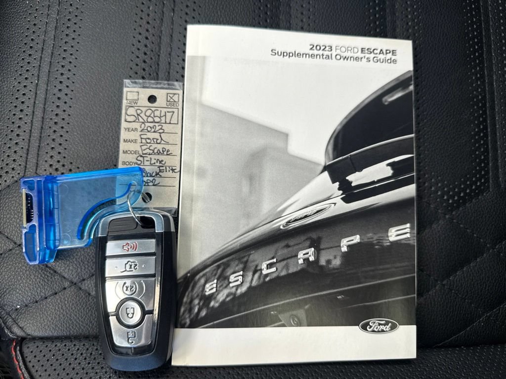Certified 2023 Ford Escape ST-Line Elite w/ Premium Technology Package AWD/4WD image 28