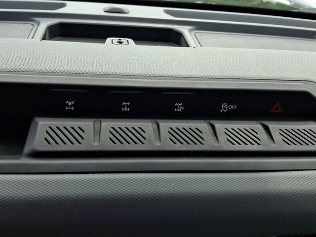 Certified 2024 Ford Bronco Everglades AWD/4WD image 29