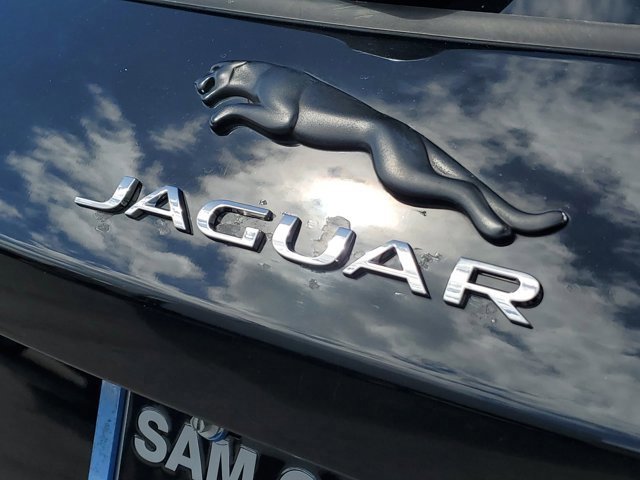 Used 2019 Jaguar F-PACE Prestige image 10