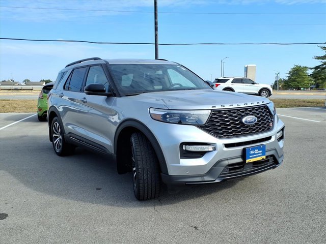 Certified 2020 Ford Explorer ST w/ Premium Technology Package image 4