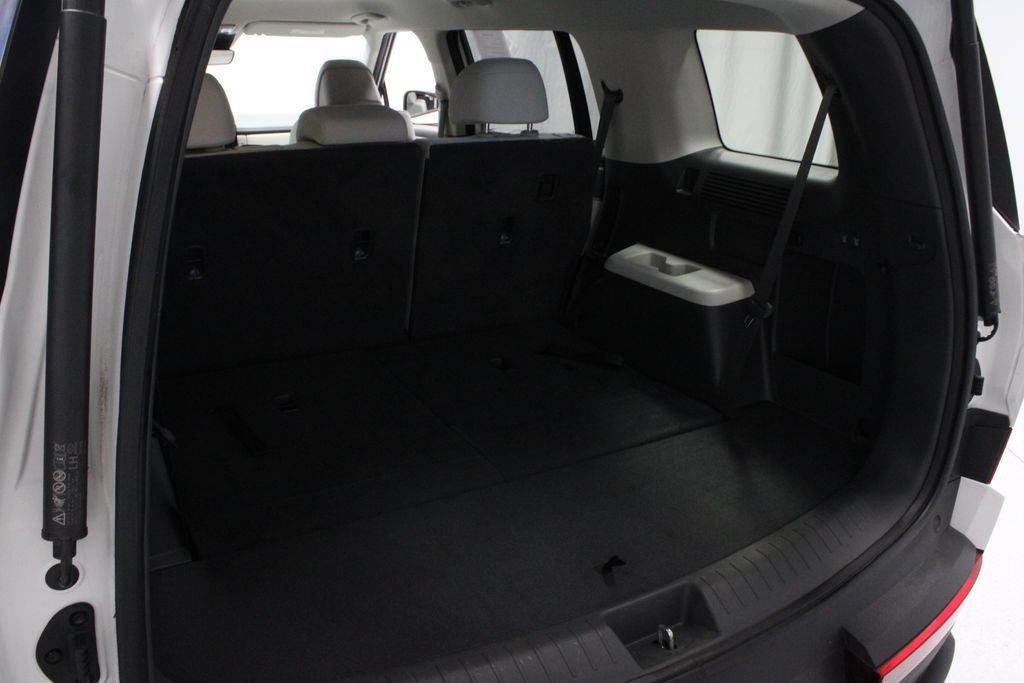 Used 2024 Hyundai Santa Fe SE AWD/4WD image 12