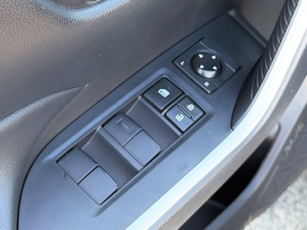 Used 2024 Toyota RAV4 LE FWD image 15
