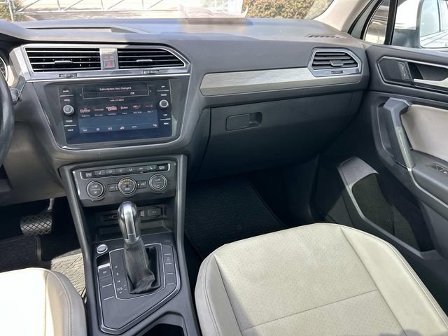 Used 2018 Volkswagen Tiguan SE FWD image 15
