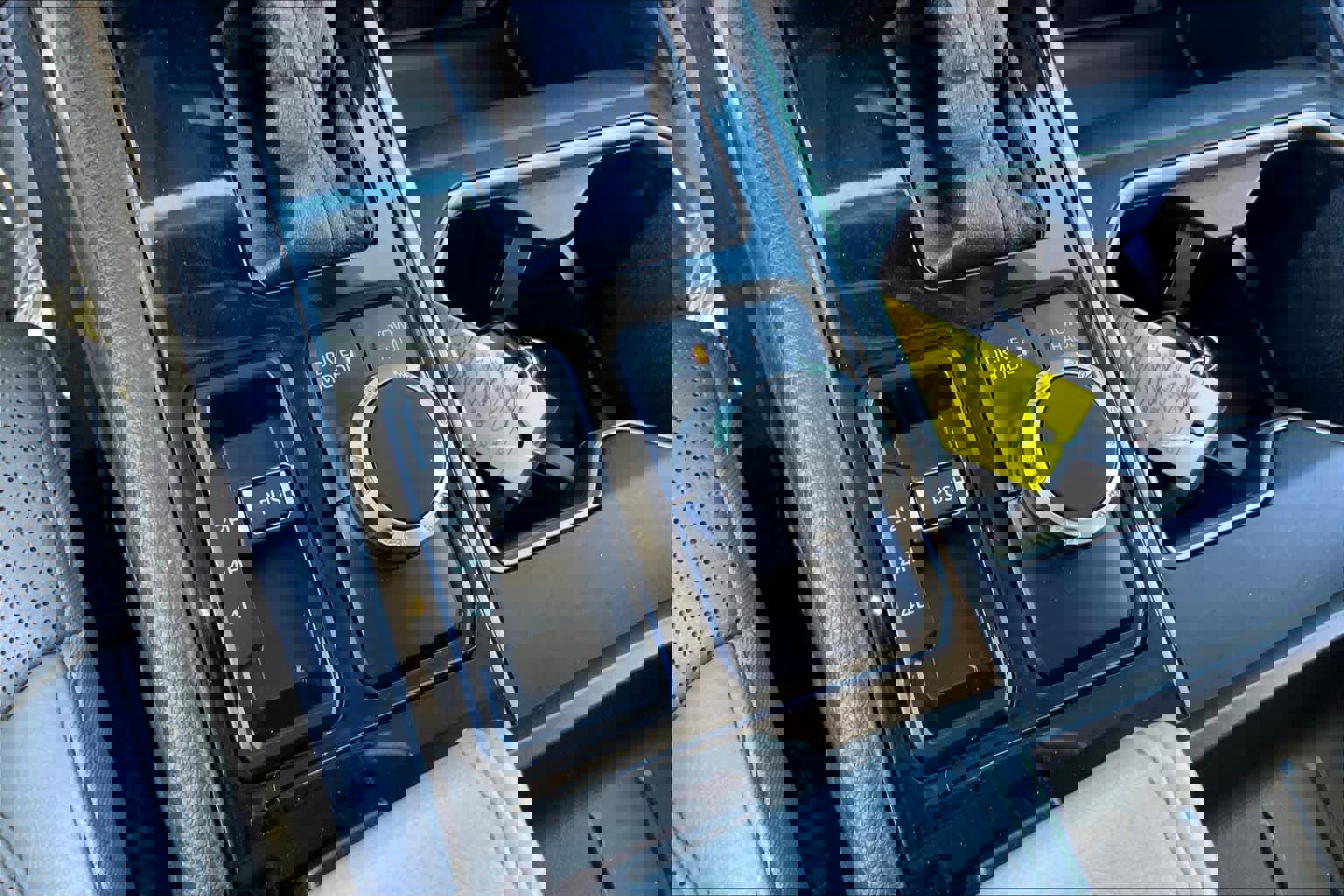 Used 2022 Toyota Tundra Limited image 25