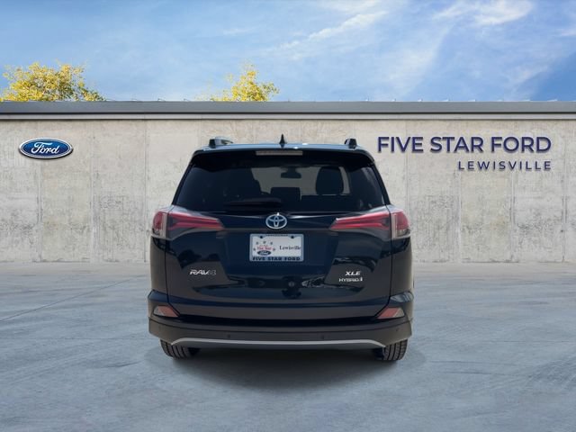 Used 2018 Toyota RAV4 XLE w/ Convenience Package AWD/4WD image 7
