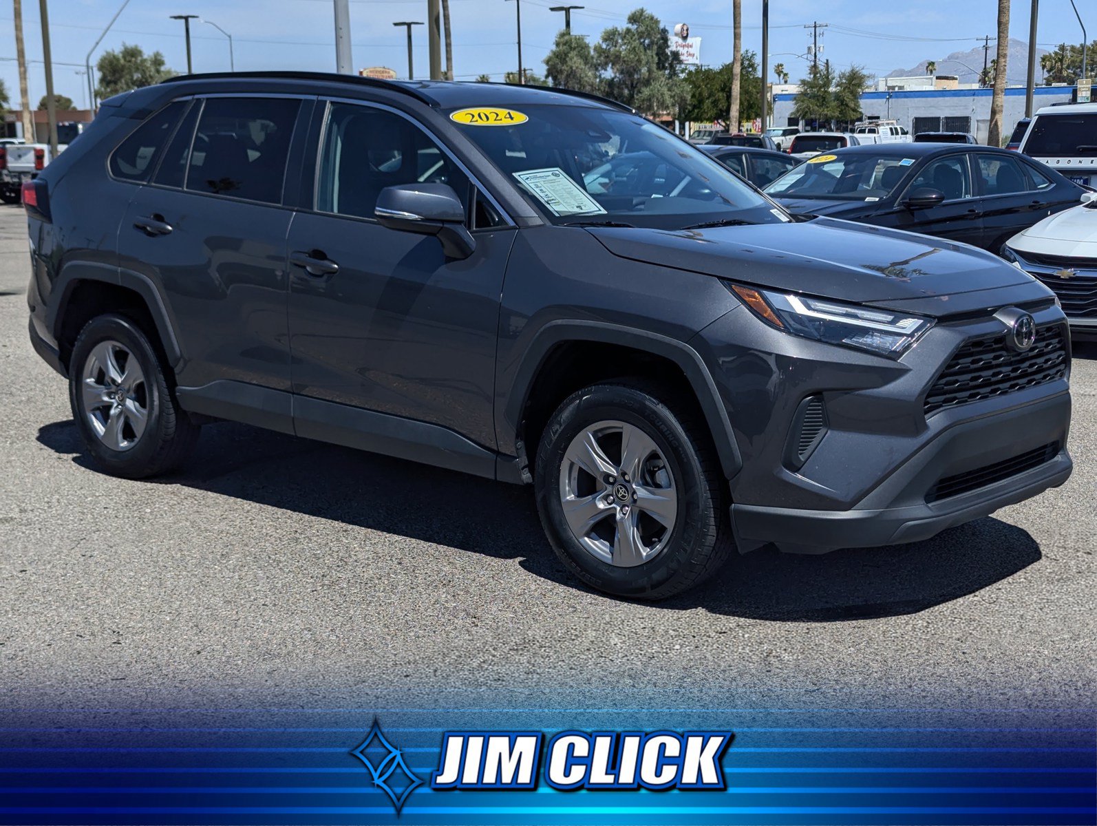 Used 2024 Toyota RAV4 XLE FWD image 1