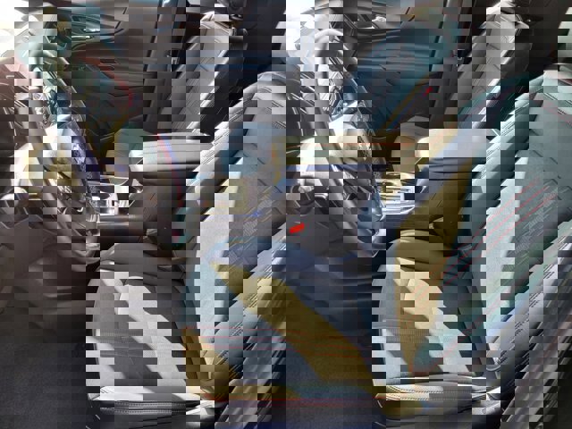 Used 2023 Chevrolet Equinox RS image 15