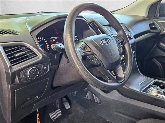 Certified 2019 Ford Edge SE image 8
