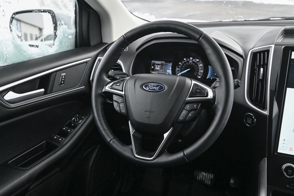 Certified 2024 Ford Edge SEL w/ Convenience Package image 36
