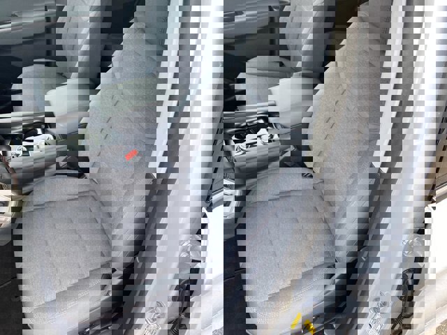 Certified 2025 Ford Explorer Active image 13