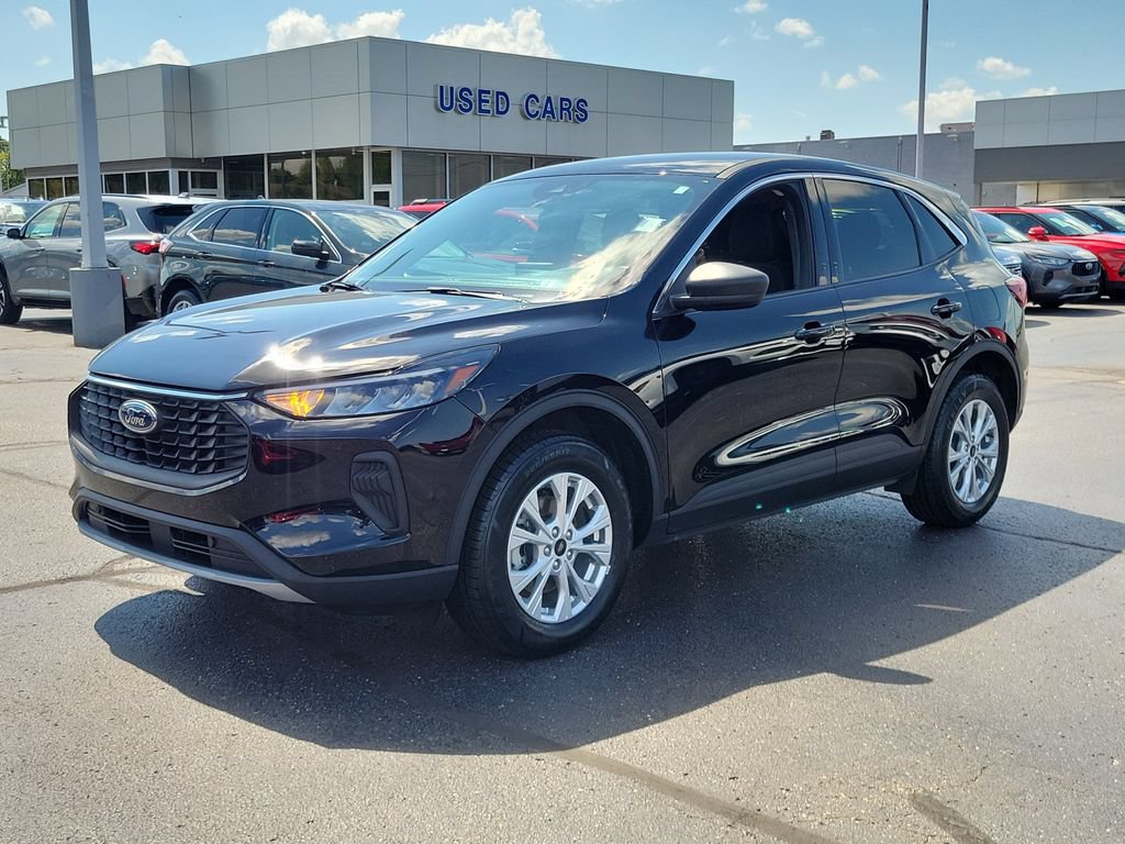 Certified 2023 Ford Escape Active AWD/4WD image 8