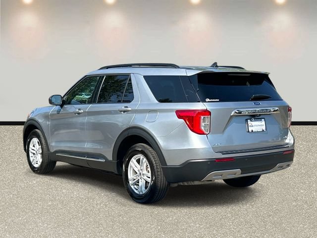 Certified 2023 Ford Explorer XLT w/ Equipment Group 202A AWD/4WD image 7