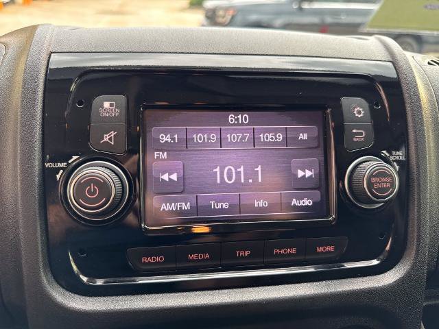 Used 2020 RAM ProMaster 2500 w/ Interior Convenience Group FWD image 19