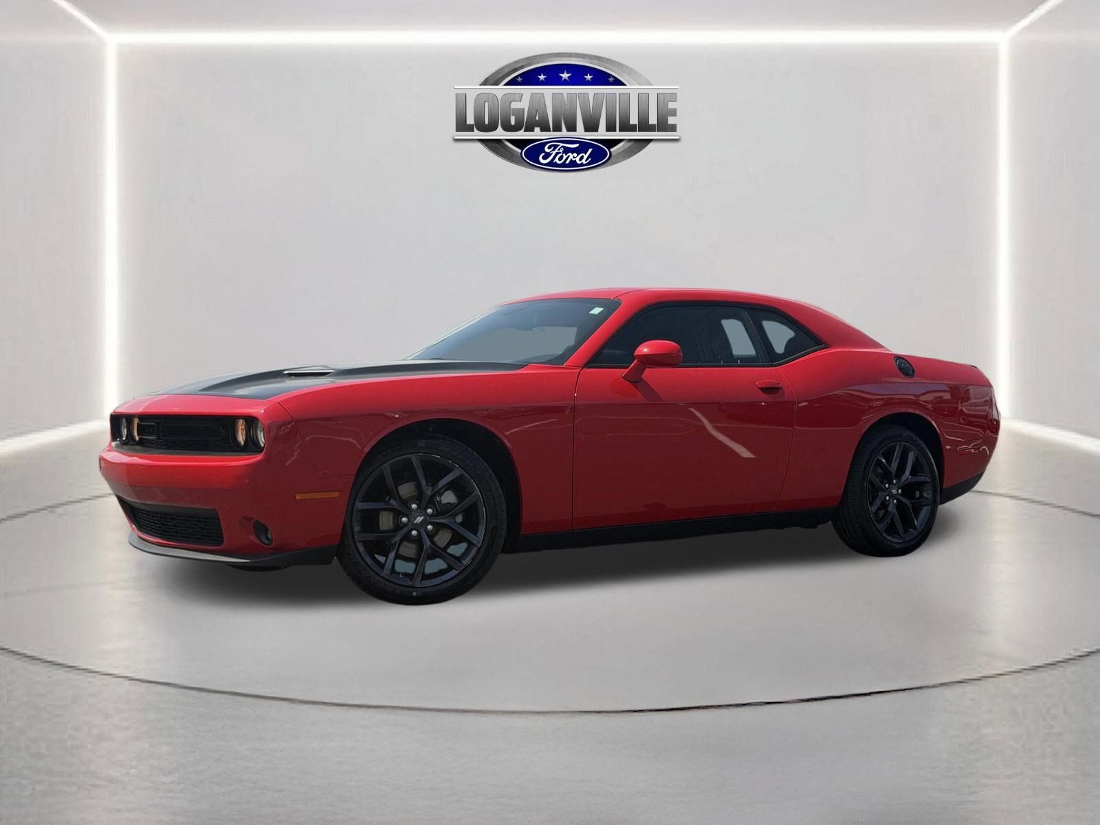 Used 2023 Dodge Challenger SXT w/ Blacktop Package image 7