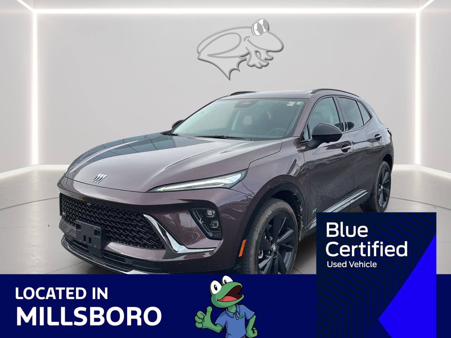 Used 2024 Buick Envision Sport Touring image 1