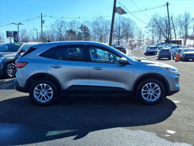 Certified 2021 Ford Escape SE image 6