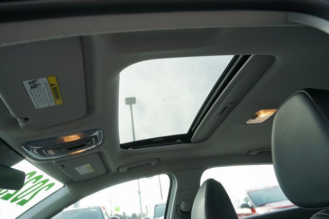 Used 2023 Hyundai Elantra Limited image 12