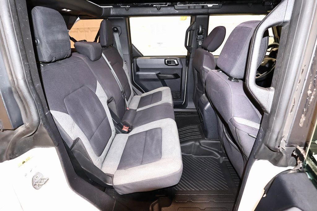 Certified 2022 Ford Bronco Base image 24