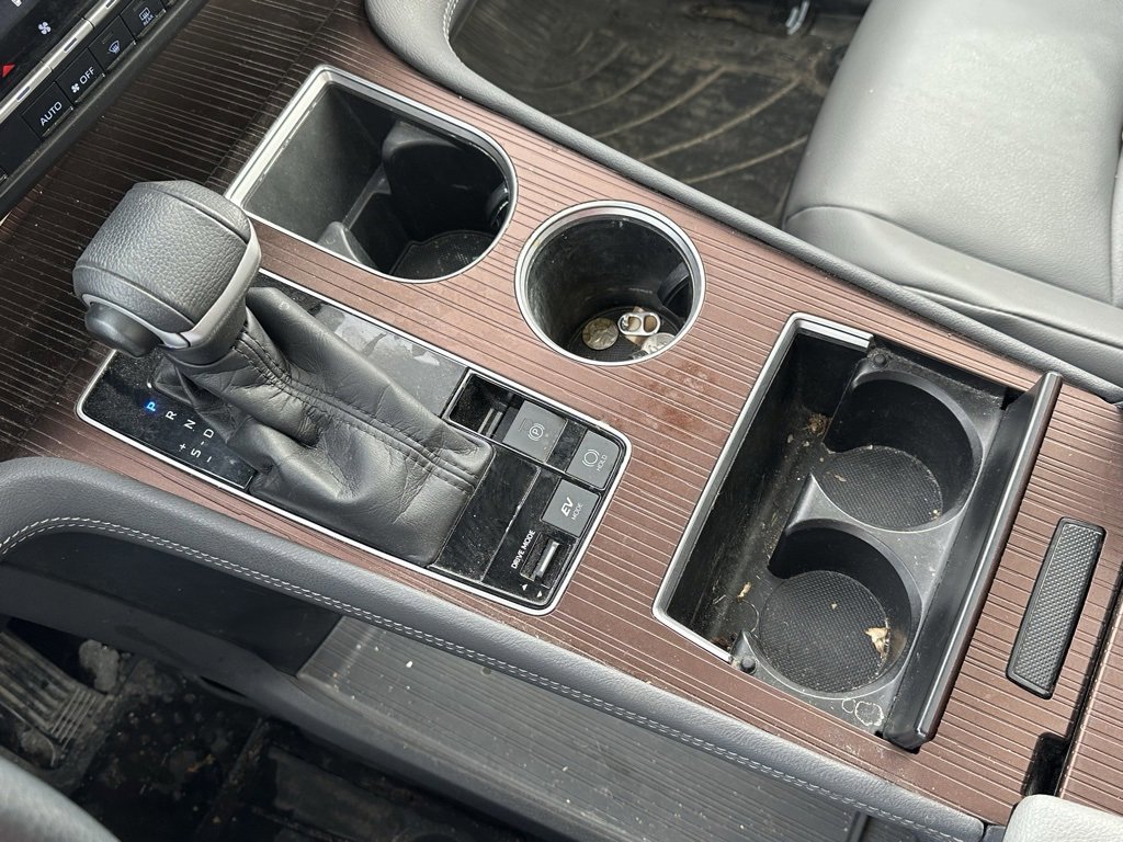 Used 2021 Toyota Sienna XLE image 27