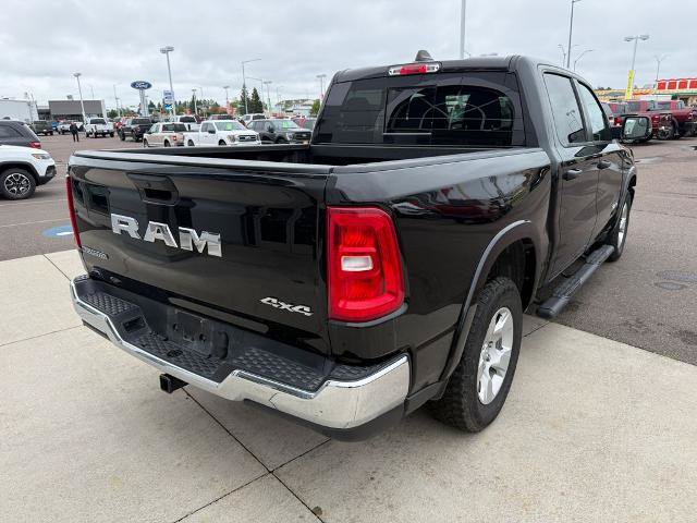 Used 2025 RAM 1500 Big Horn AWD/4WD image 7