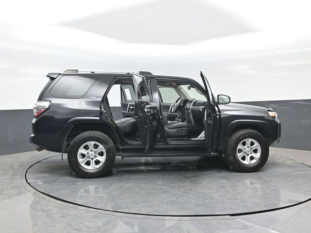 Used 2021 Toyota 4Runner SR5 Premium w/ Moonroof Package AWD/4WD image 27