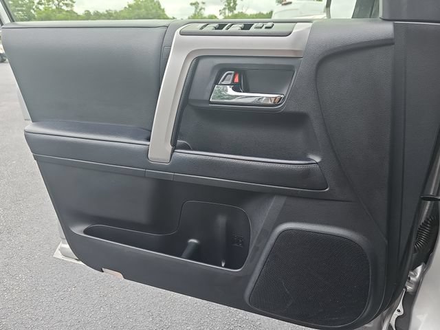Used 2023 Toyota 4Runner SR5 Premium w/ Moonroof Package RWD image 33