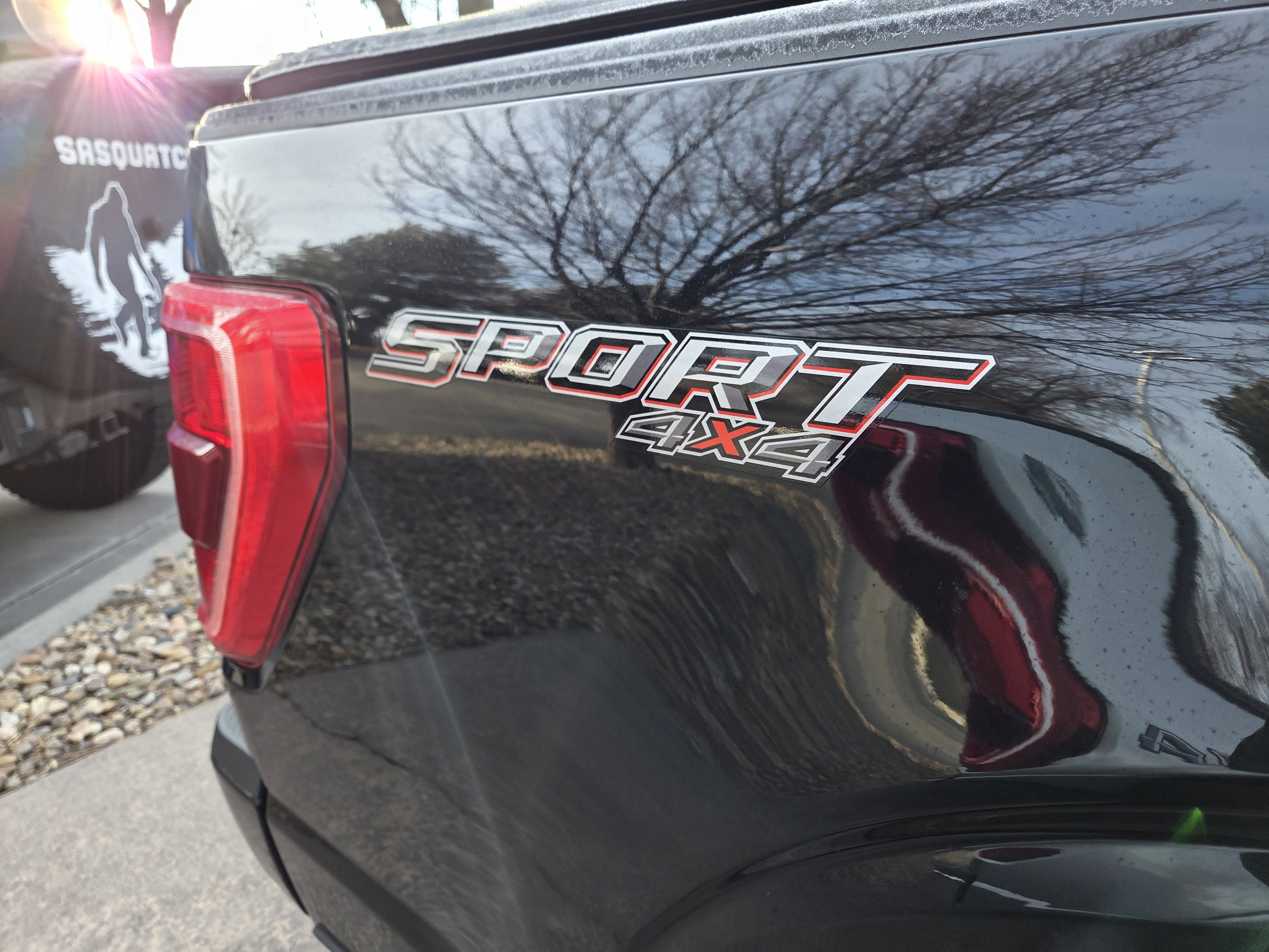 Certified 2022 Ford F150 XLT w/ Equipment Group 302A High image 18