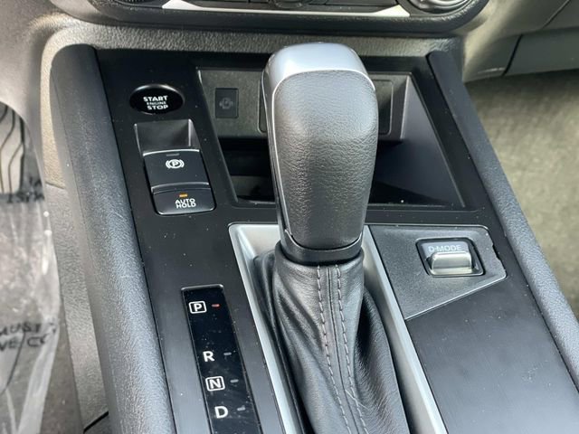 Used 2025 Nissan Kicks SV FWD image 17